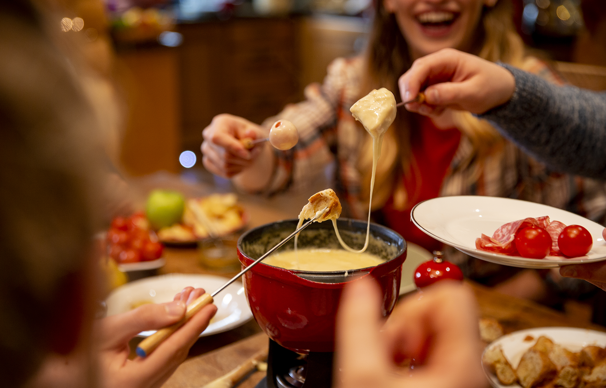 Fondue und Rotwein